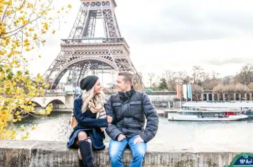 couple in paris