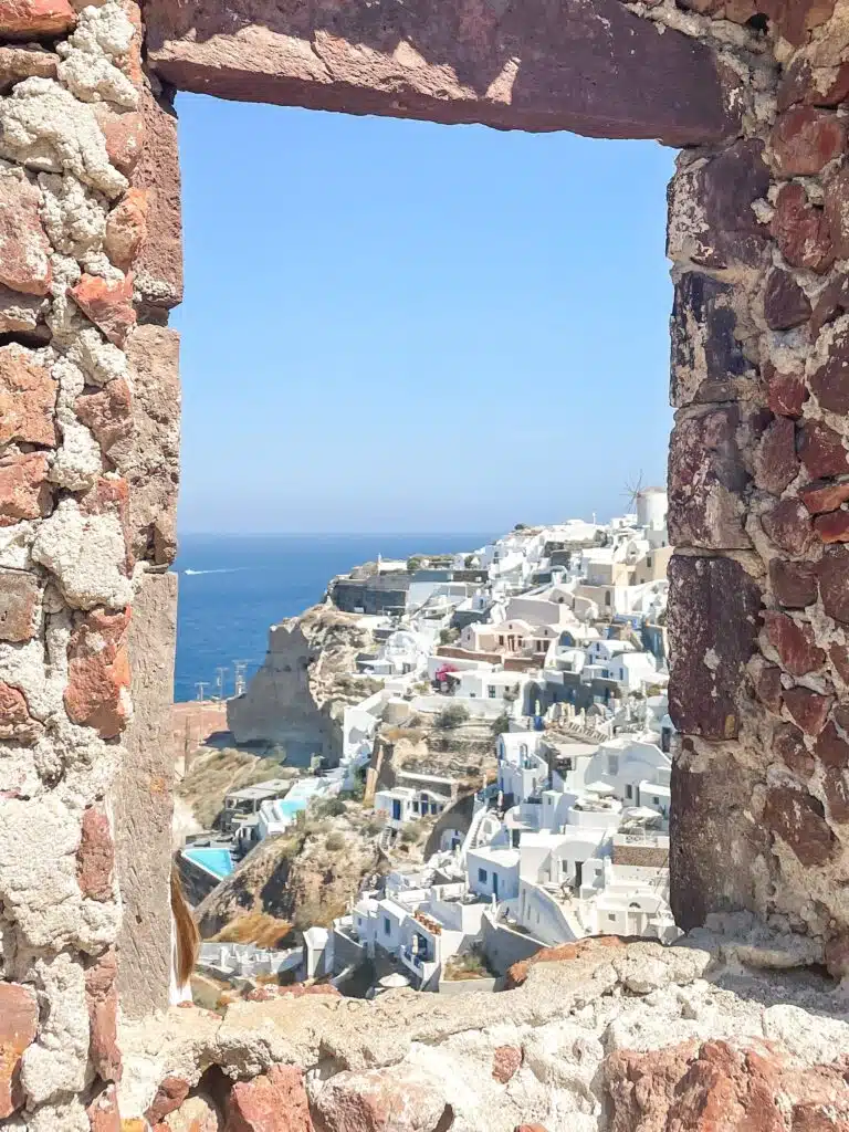 Santorini Oia old castle instagram photo spot