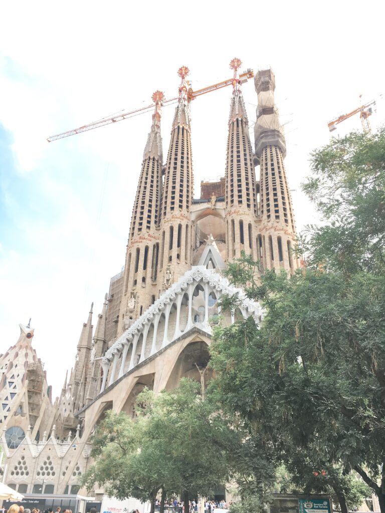 Sagrada Familia Barcelona Cruise day trip 