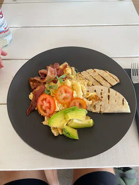 Breakfast takos with eggs, bacon and avocado