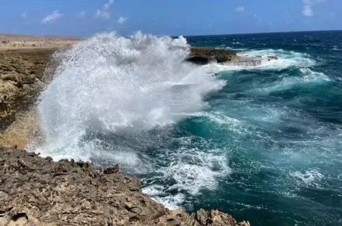 Shete Boka National Park in Curacao waves crashing onto shore super high