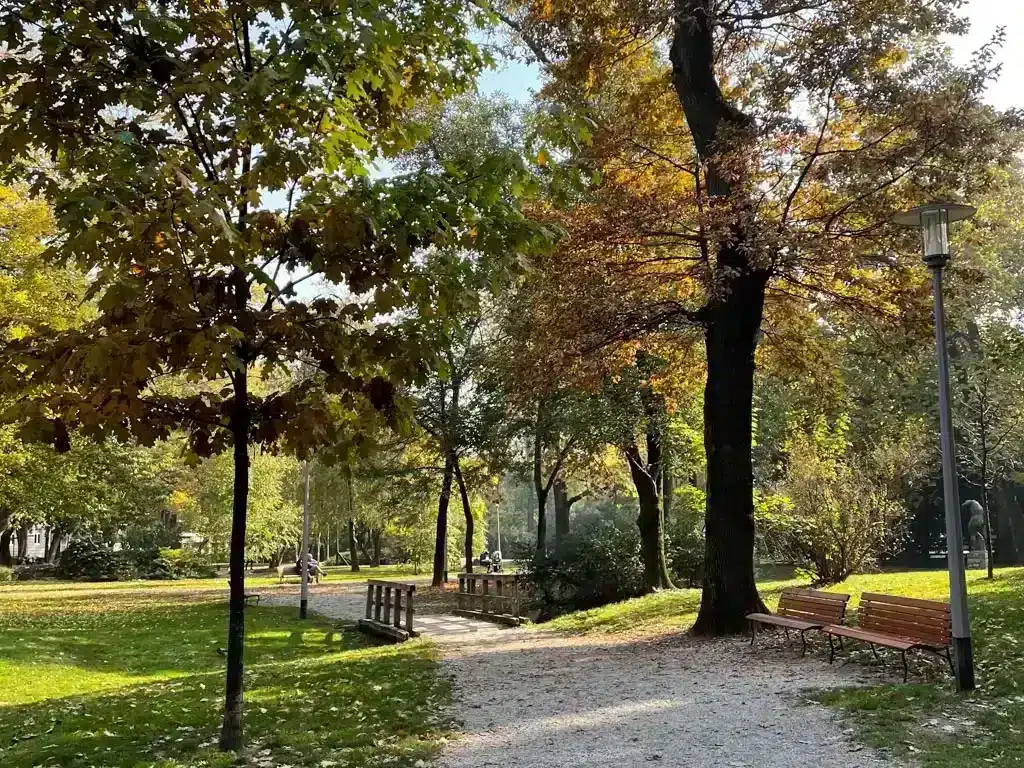 Park with lush green trees in Zagreb