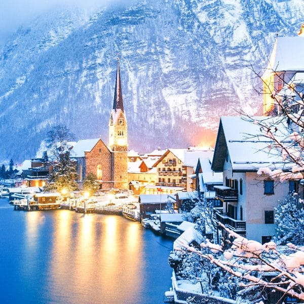 Discover the Hallstatt Christmas Market and Activities in Winter