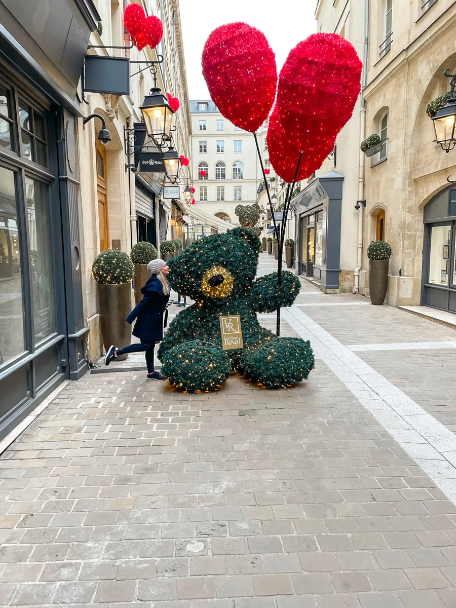 stunning christmas decoration teddy bear with the author in paris