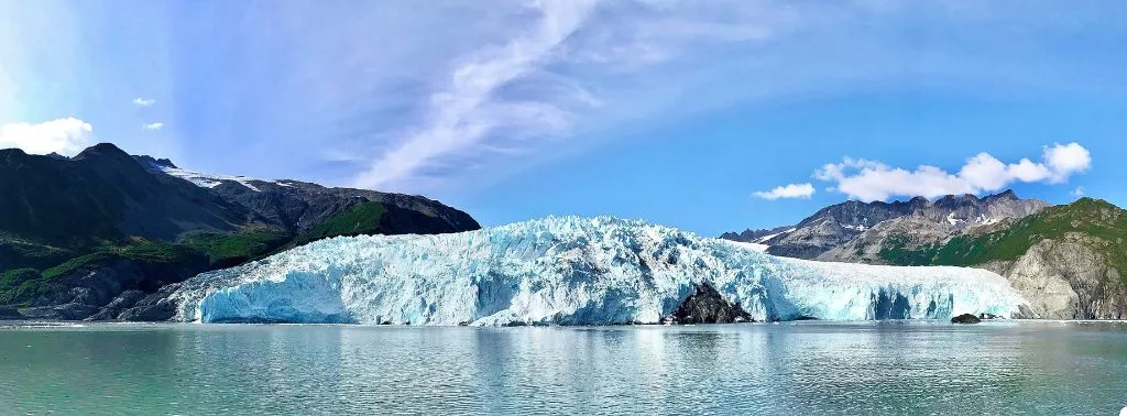 stunning shot of the kenai fjords glacier 