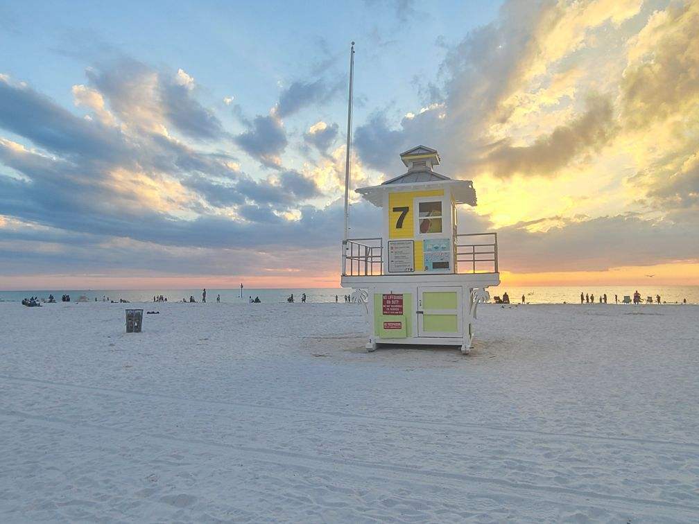 stunning sunset at clearwater beach in florida