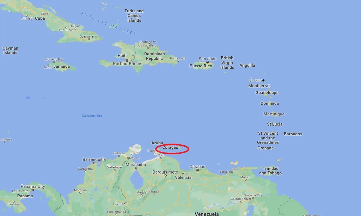 map showing where curacao is marked in red right next to aruba and bonaire
