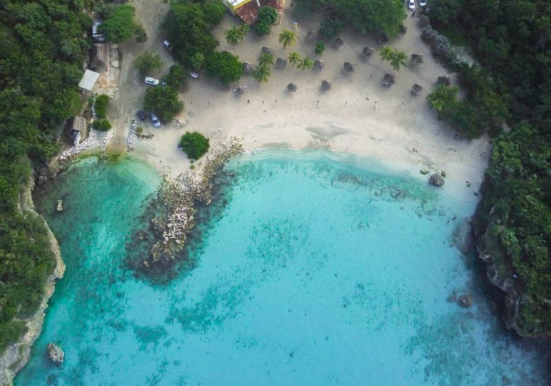daaibooi beach in curacao