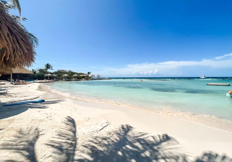 renaissance island aruba