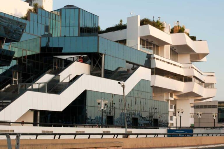 is-cannes-worth-visiting-totally-honest-review